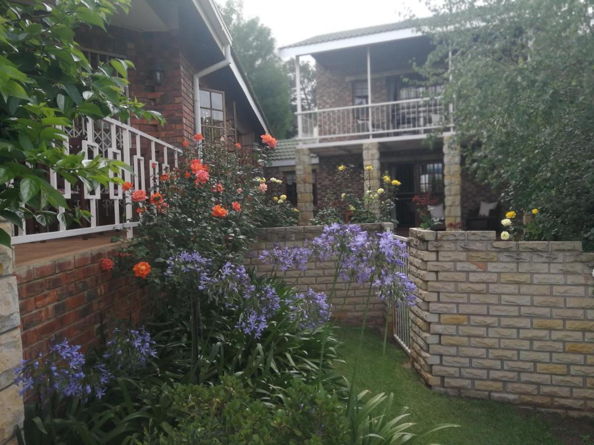 Clarens Cottages Exteriér fotografie