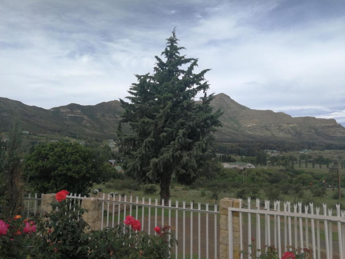 Clarens Cottages Exteriér fotografie
