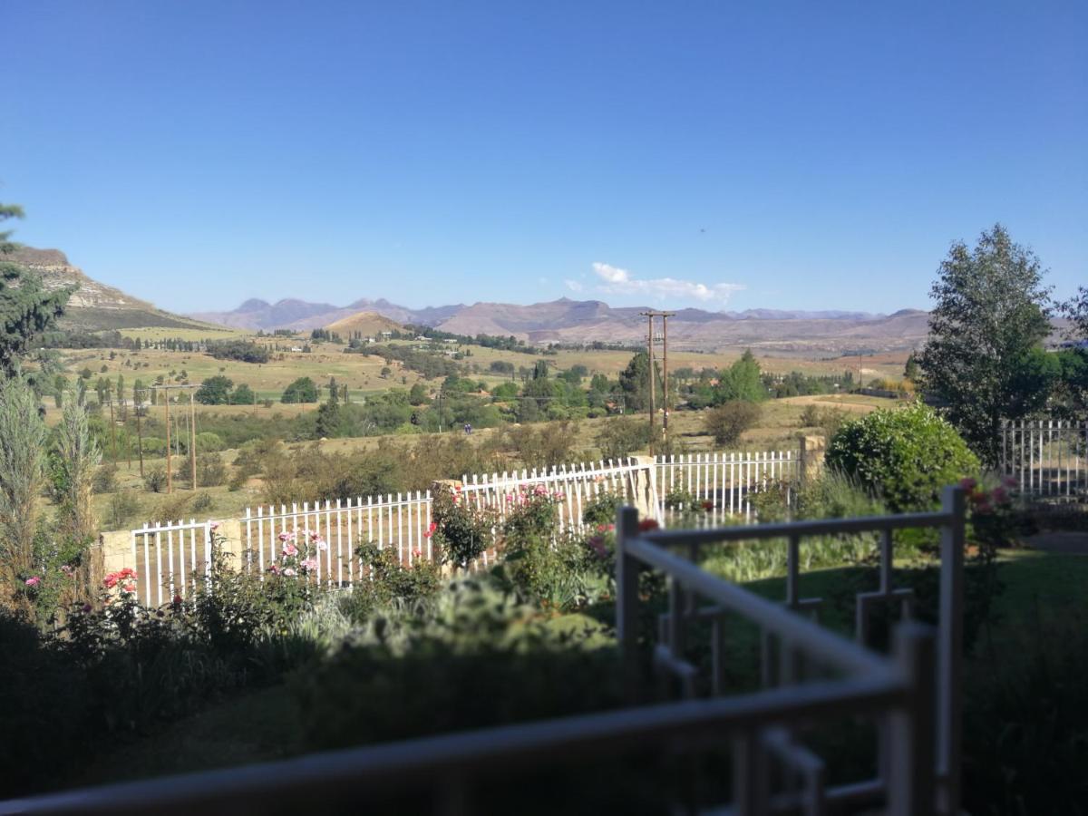 Clarens Cottages Exteriér fotografie